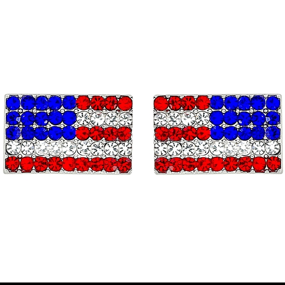 Patriotic Flag Pierced Earrings Memorial Day, July 4th, Labor Day and more.. - Picture 2 of 2